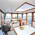 Boats & Yachts At Harbor By Kuhnle-tours Tekne 3*