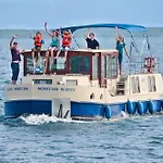 Boats & Yachts At Harbor By Kuhnle-tours Tekne 3*