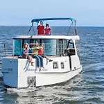 Boats & Yachts At Harbor By Kuhnle-tours Tekne 3*