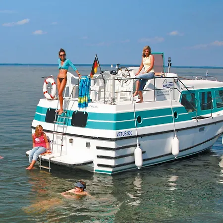 Boats & Yachts At Marina By Kuhnle-tours Botel 3*