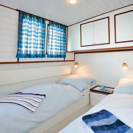 Boats & Yachts At Marina By Kuhnle-tours Botel 3*