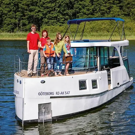 Boats & Yachts At Marina By Kuhnle-tours 3* Zeuthen