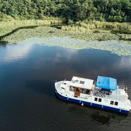 Botel Kuhnle-tours Bootshaus Zeuthen