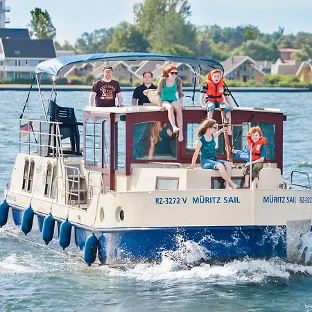Kuhnle-tours Bootshaus