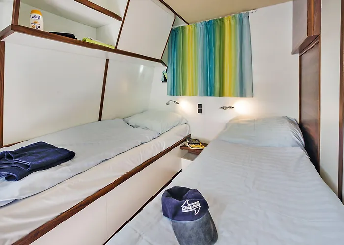 Boats & Yachts At Harbor By Kuhnle-tours Båthotell