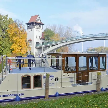 Kuhnle-tours Bootshaus Zeuthen